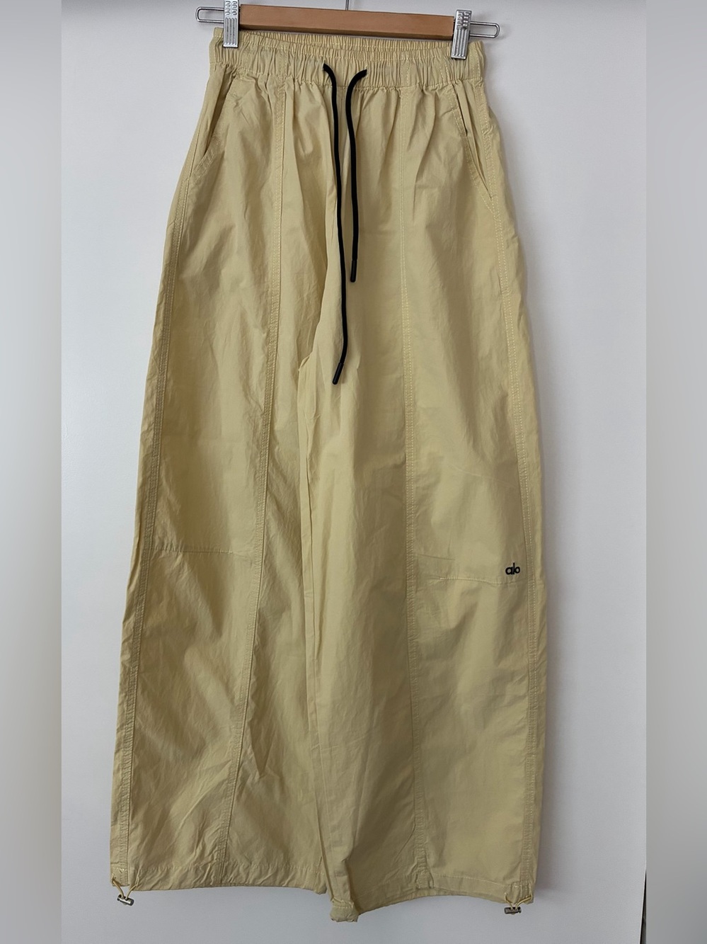 New Womens New Style Yellow Track Pants  Size Small